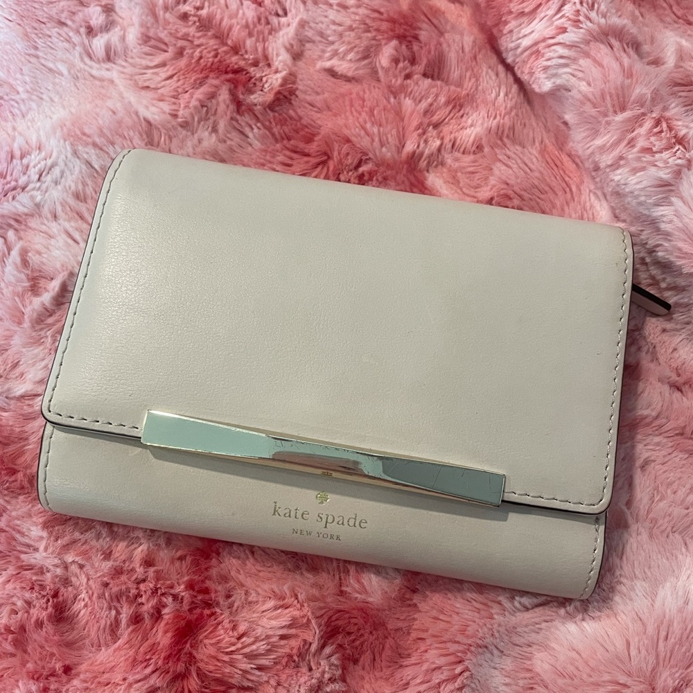 Kate spade trifold wallet